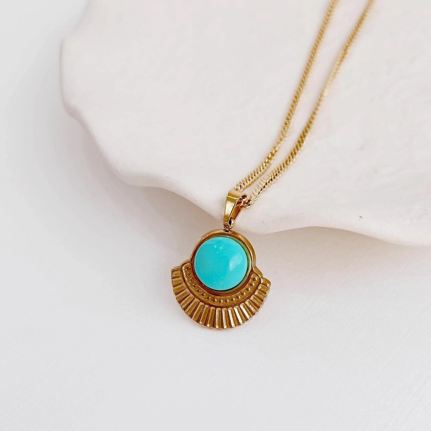 Qafore çeliku Jumeon, ngjyrë ari e tyrkizi, Wind