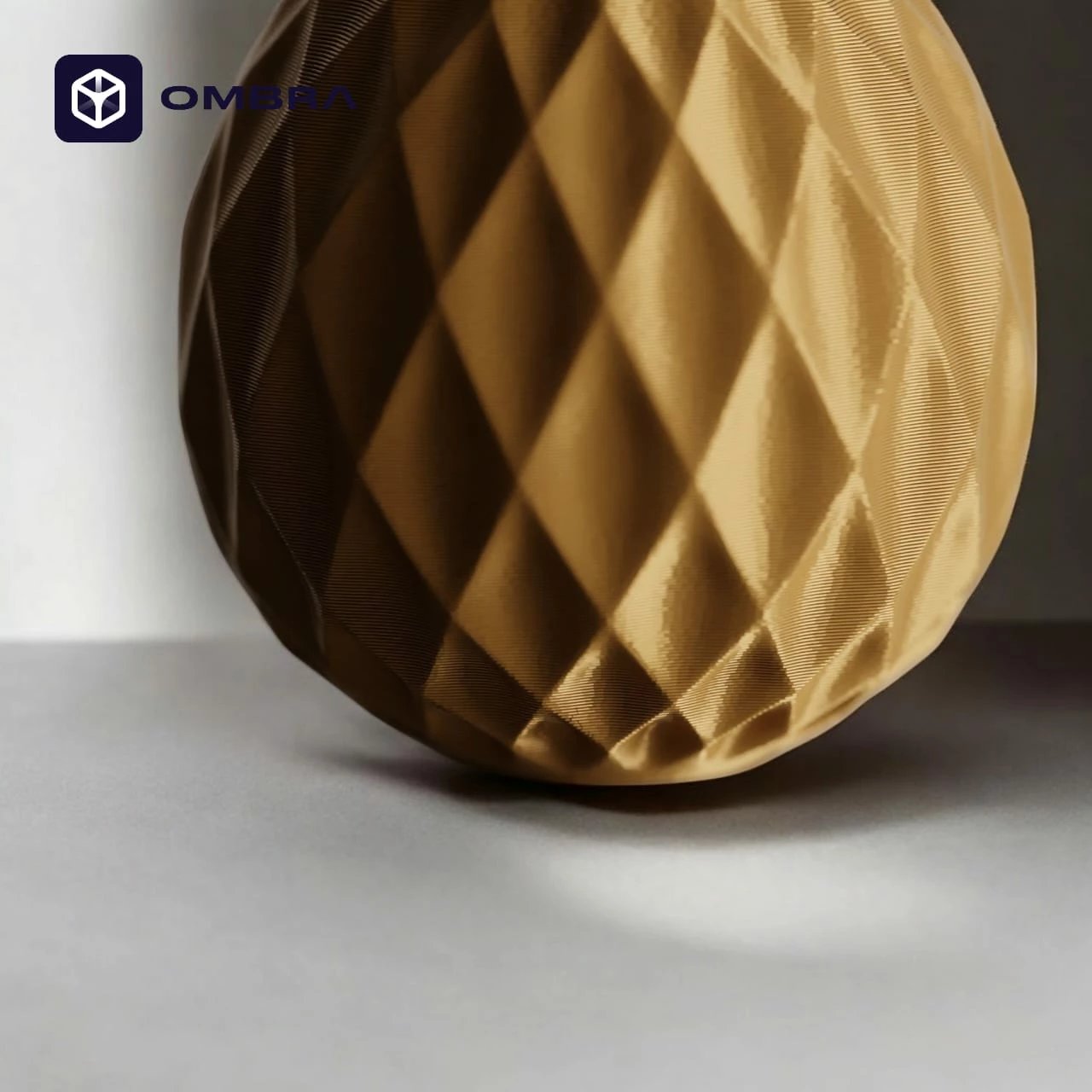 Vazo Dekorative ne stil Diamanti, Madhesia S, e portokalltë