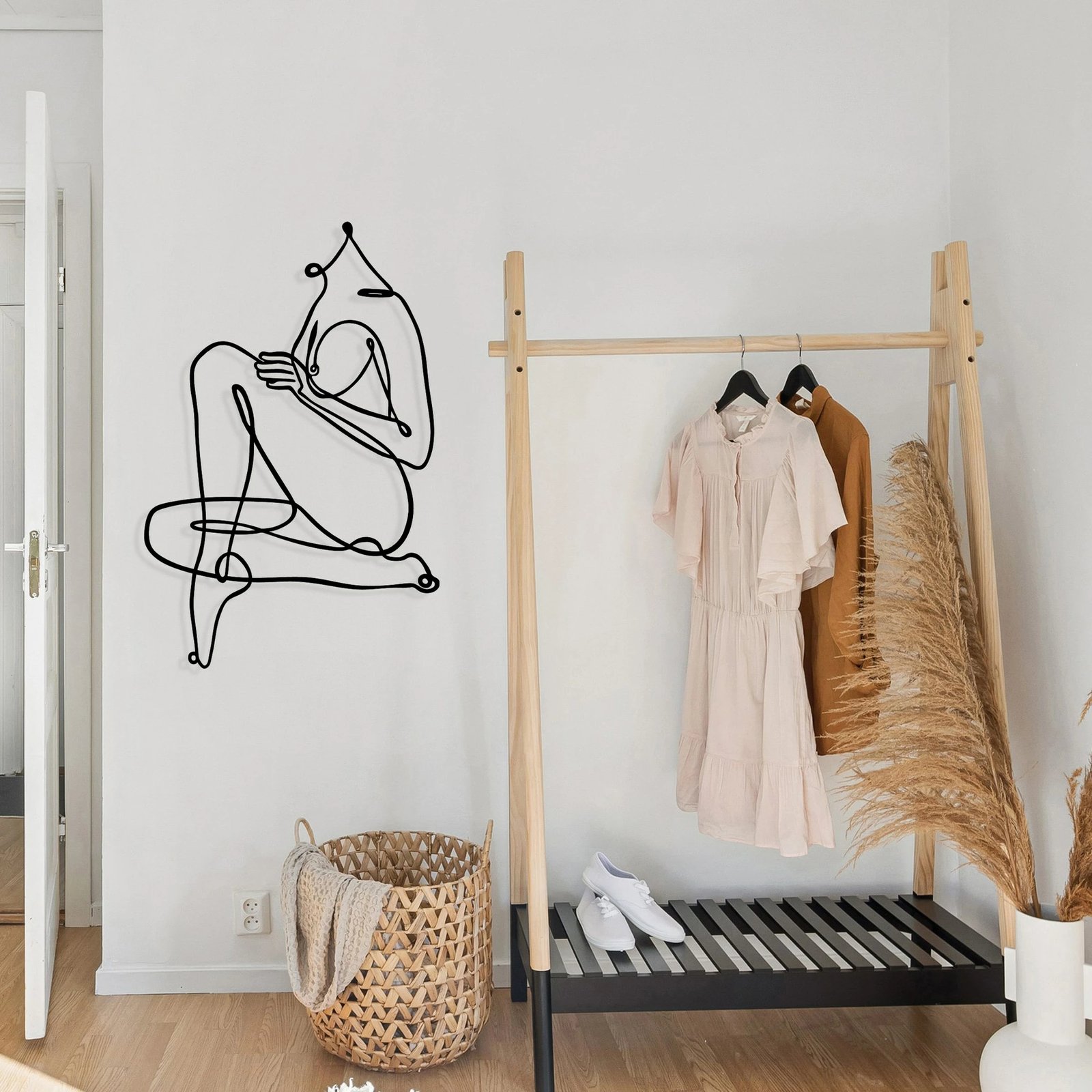 Aksesor dekorativ metalik për mur, Wallity Bello, ngjyrë e zezë