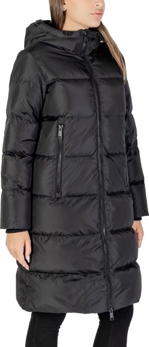 Jakne femra Armani Exchange, e zezë