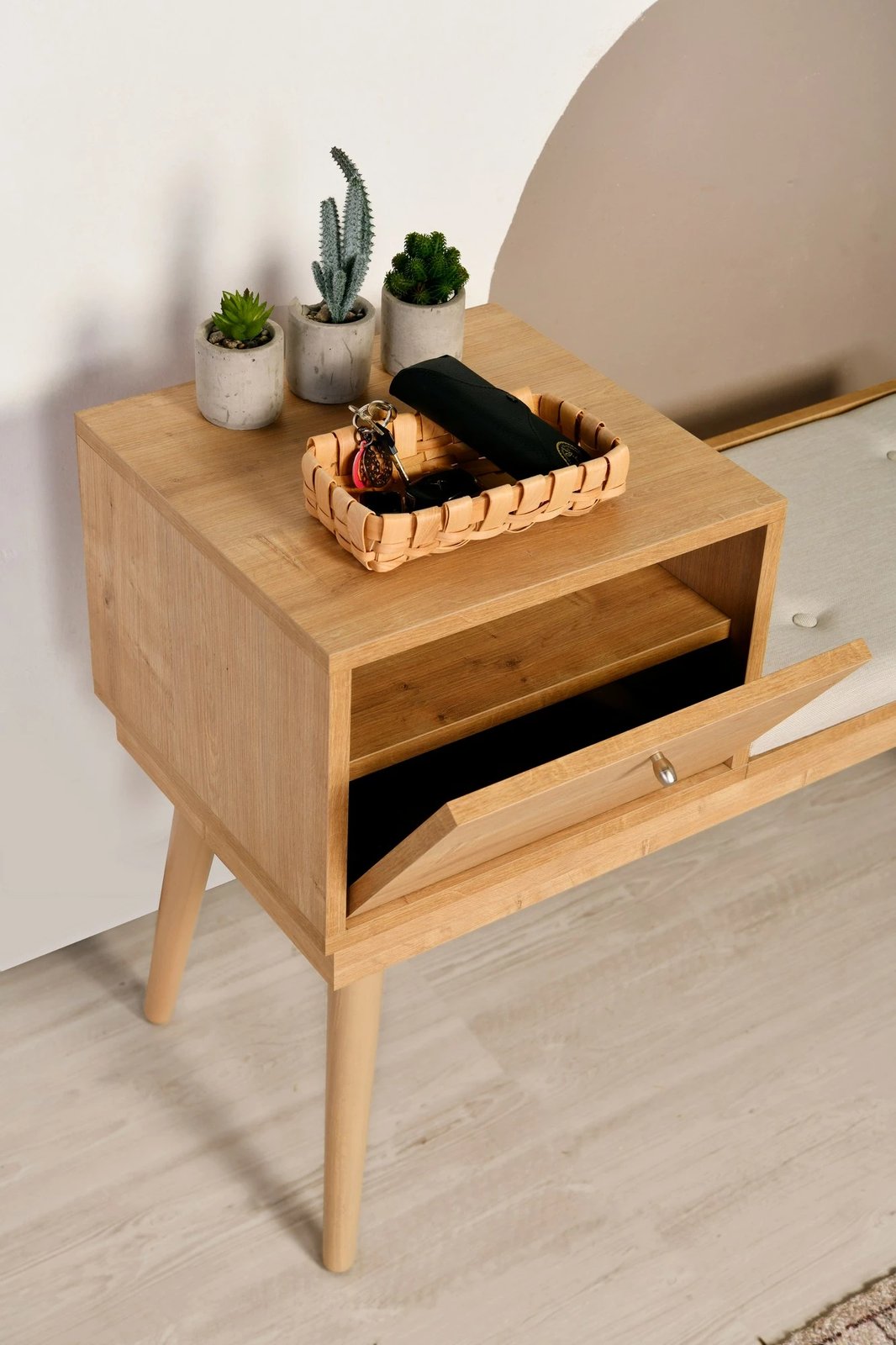 Bankë druri ahu, ngjyrë lisi dhe krem, Urban