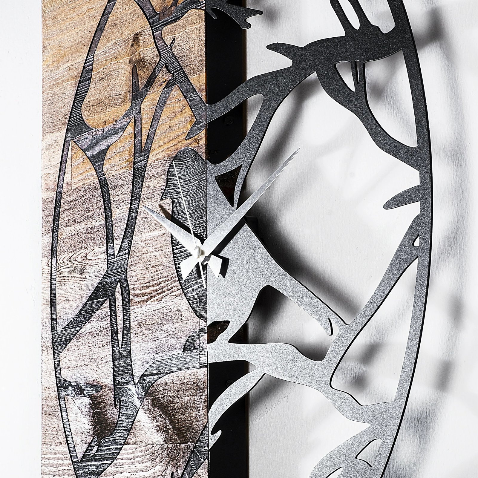 Orë muri dekorative prej druri, Wallity, ngjyrë arre dhe e zezë, 58x3x58cm