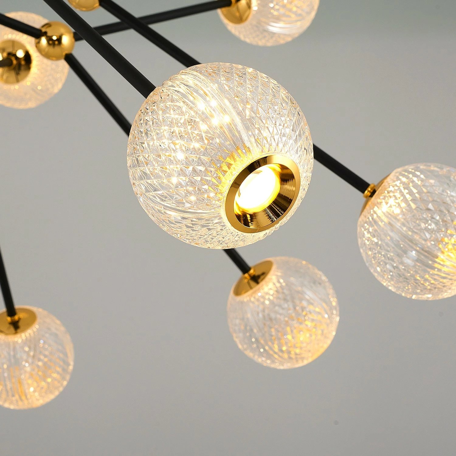 Llambadar Opviq, L1412, ngjyrë e zezë