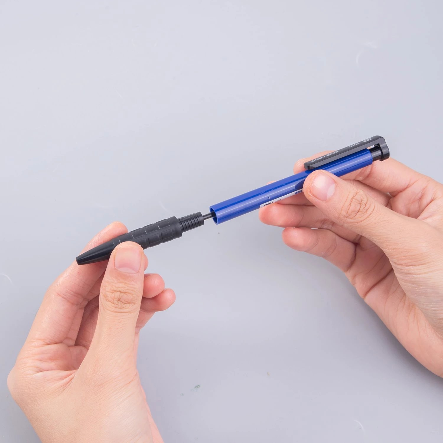 DELI KIMIK Q00330 0.7 1/12