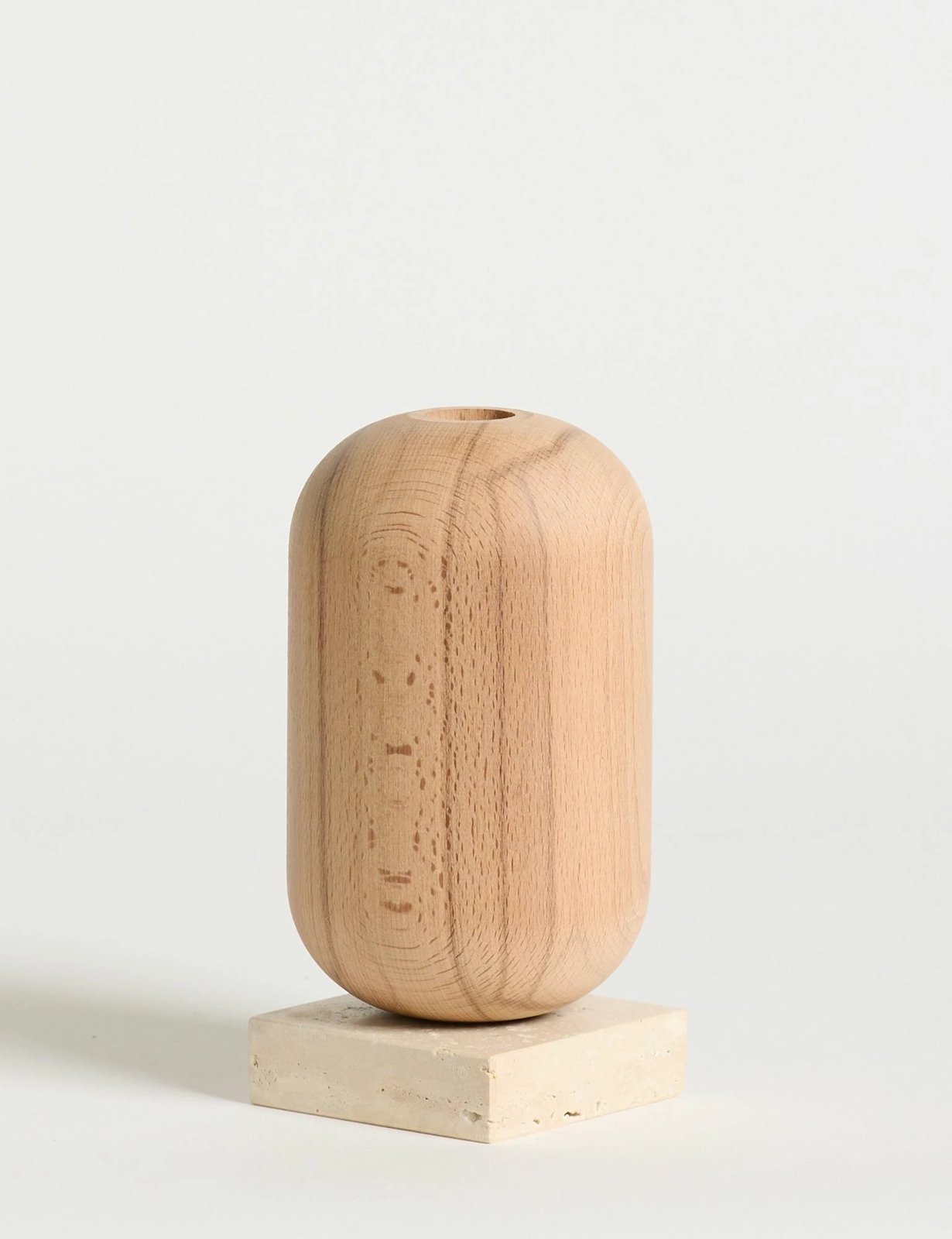 Qiri mbajtës Evila Originals, Vasio i vogël, bezhë Qiri mbajtës Evila Originals, Vasio i vogël, bezhë