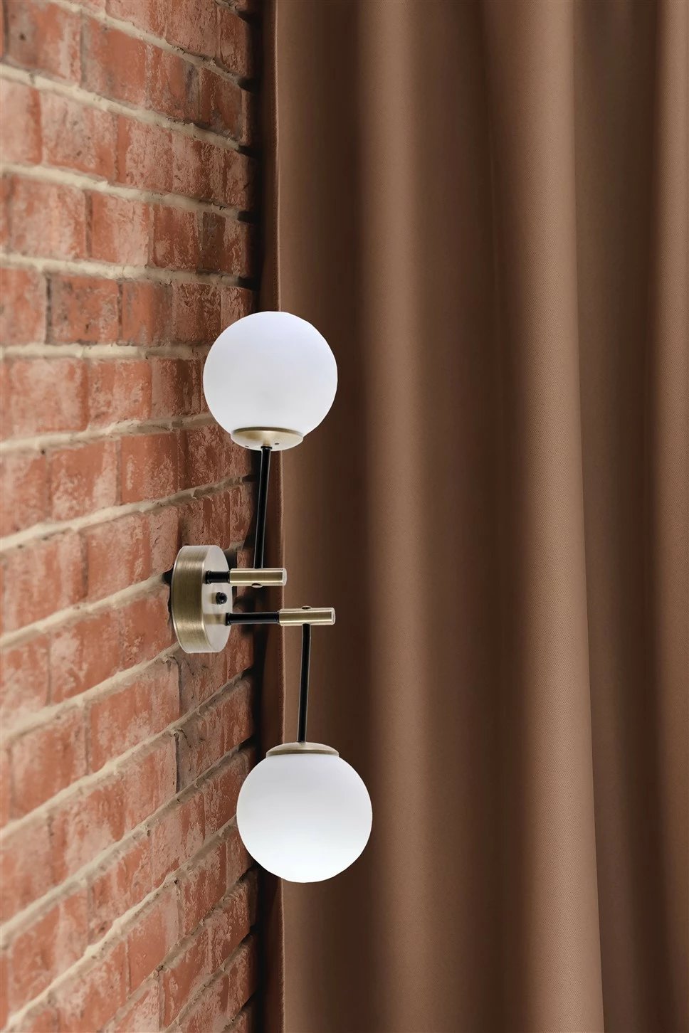 Llambë muri Opviq, 8510-1, ngjyrë e bardhë