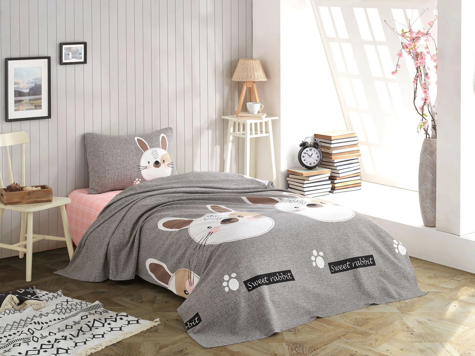 Set piké teke Tavşancık, ngjyra të ndryshme