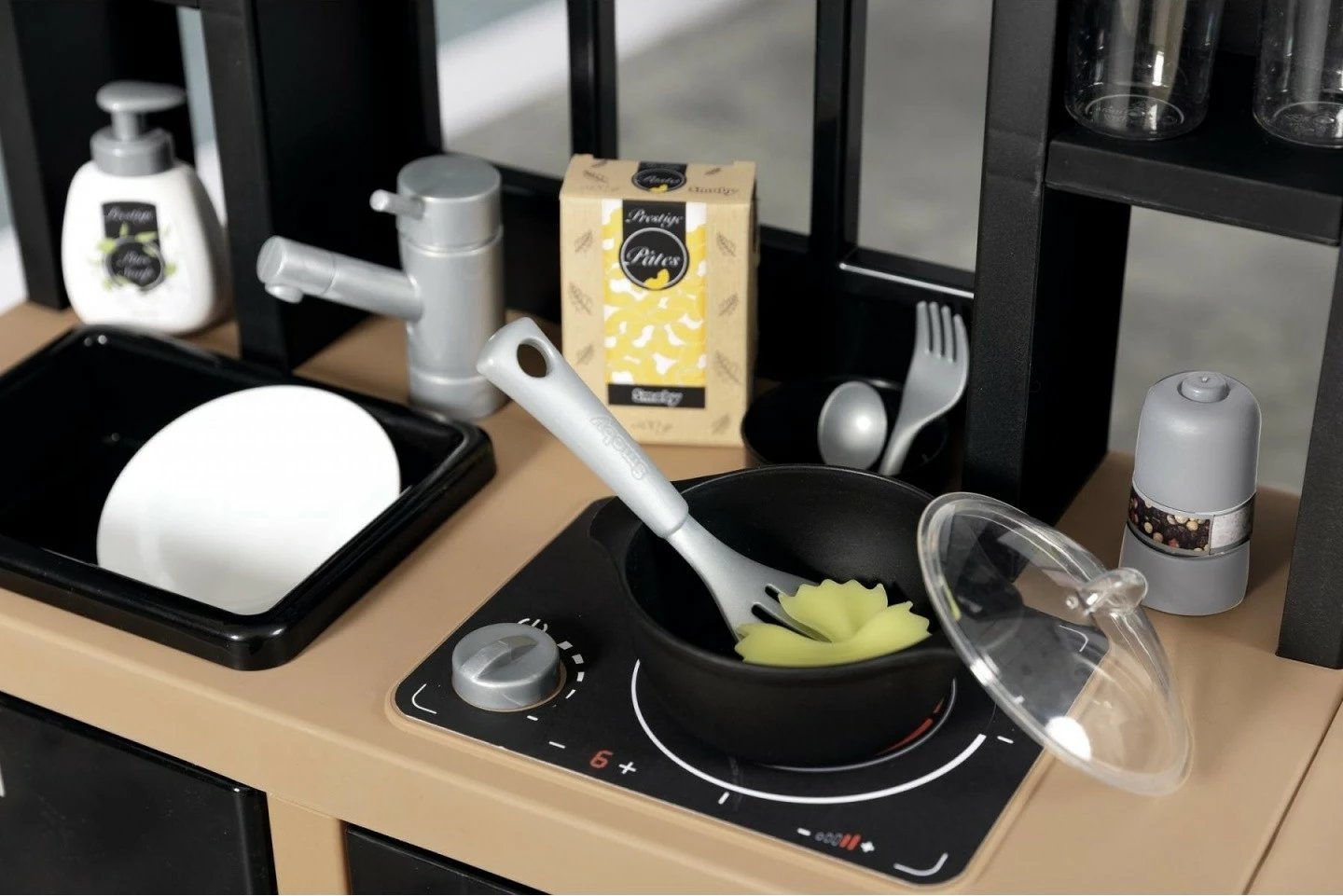 Kuzhinë lodër Smoby Loft Kitchen, plastikë, shumëngjyrëshe, set me 32 aksesorë