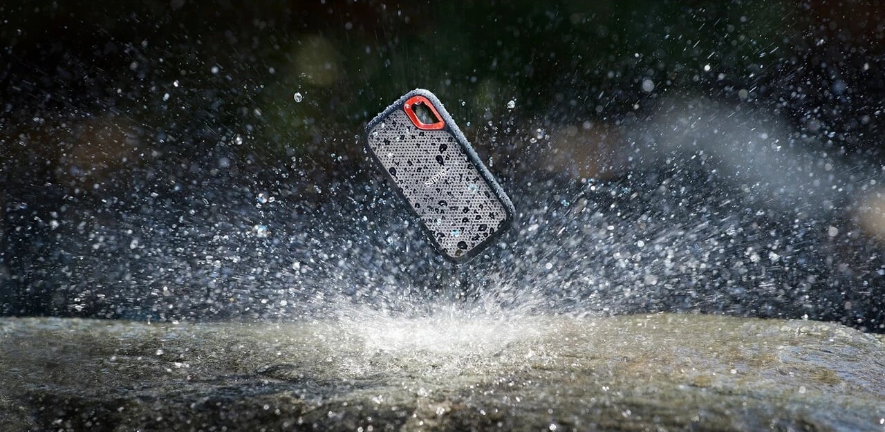 Disk i jashtëm SSD SanDisk Extreme Portable, 2 TB, USB Type-C, 3.2 Gen 2, 1050 MB/s, Mbrojtje me fjalëkalim, E zezë