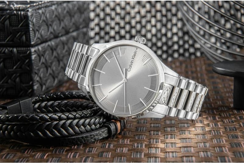 Orë dore për meshkuj Calvin Klein, argjend