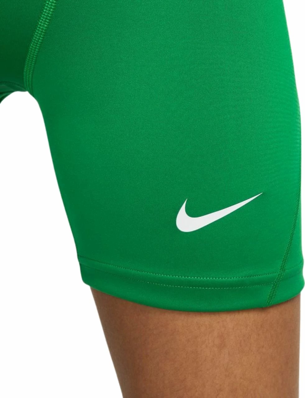 Shorce për femra Nike, të gjelbra