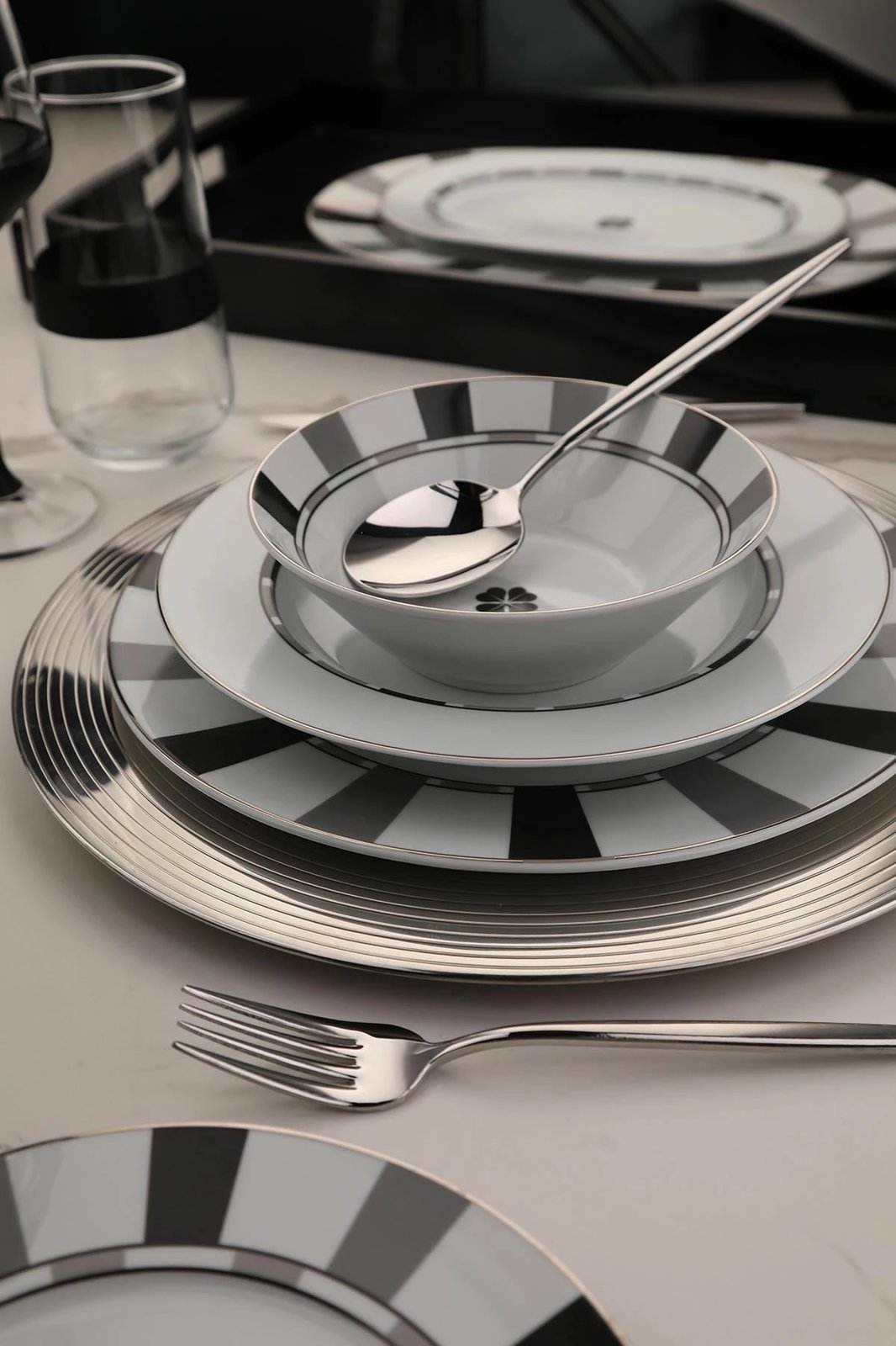 Set enësh për drekë, 27 copë, Hermia Concept, LB27YT43012688