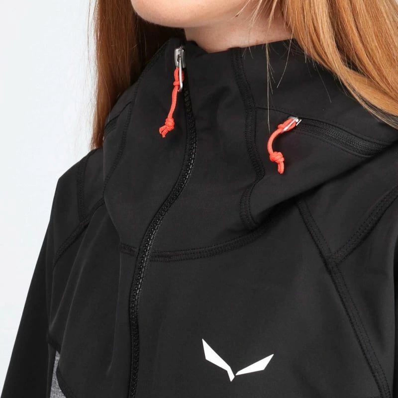 Jakne Salewa për femra, e zezë