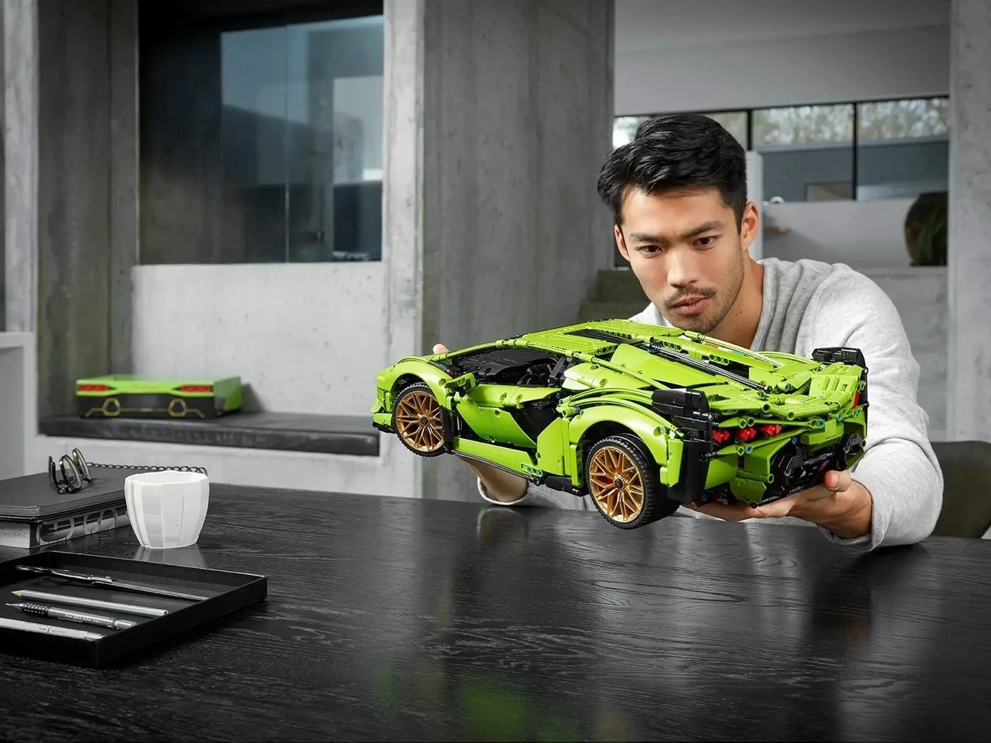 Set LEGO Technic Lamborghini Sián FKP 37