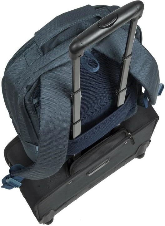Çantë shpine RivaCase 8460 për laptop 17", poliestër, monokromatike