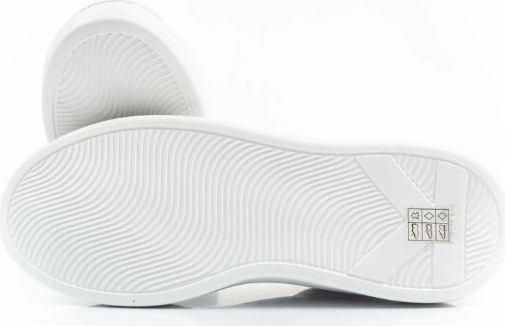 Atlete për meshkuj Karl Lagerfeld, të bardha