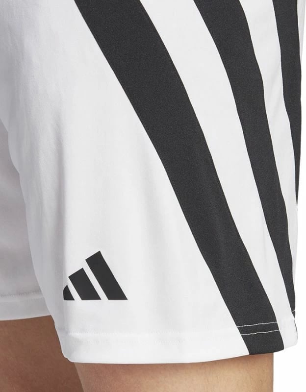 Shorce për meshkuj adidas, të bardha