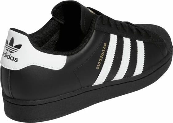 Atlete adidas, të zeza