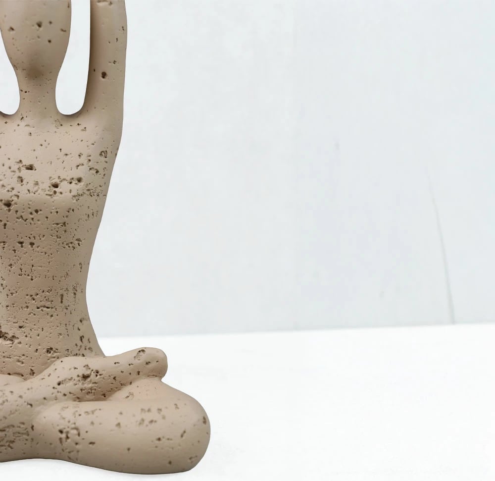 Dekor MORPH IV, trup, rrëshirë, ngjyrë kafe, 12.5x8x21cm