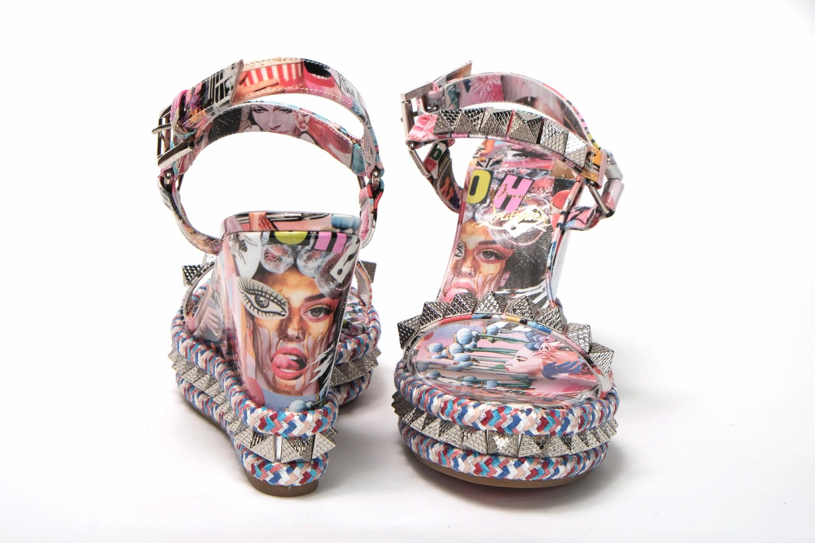 Këpucë me taka Christian Louboutin, shumëngjyrëshe