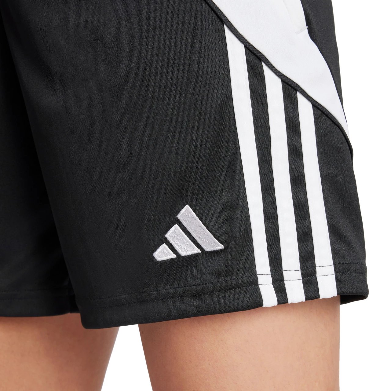 Shorce për femra adidas, të zeza