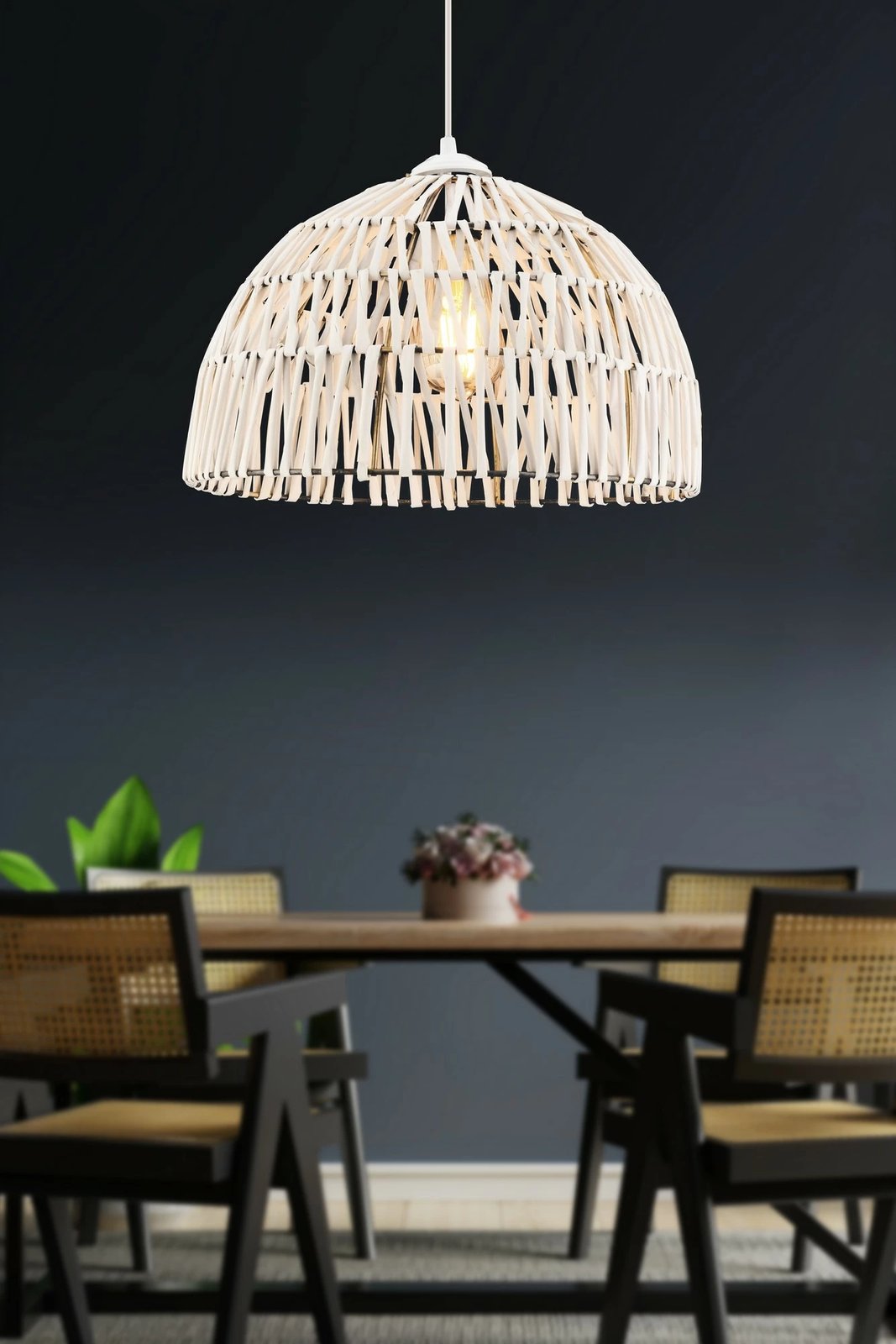 Llambë tavani Opviq, Plaz, e bardhë Llambë tavani Opviq, Plaz, e bardhë