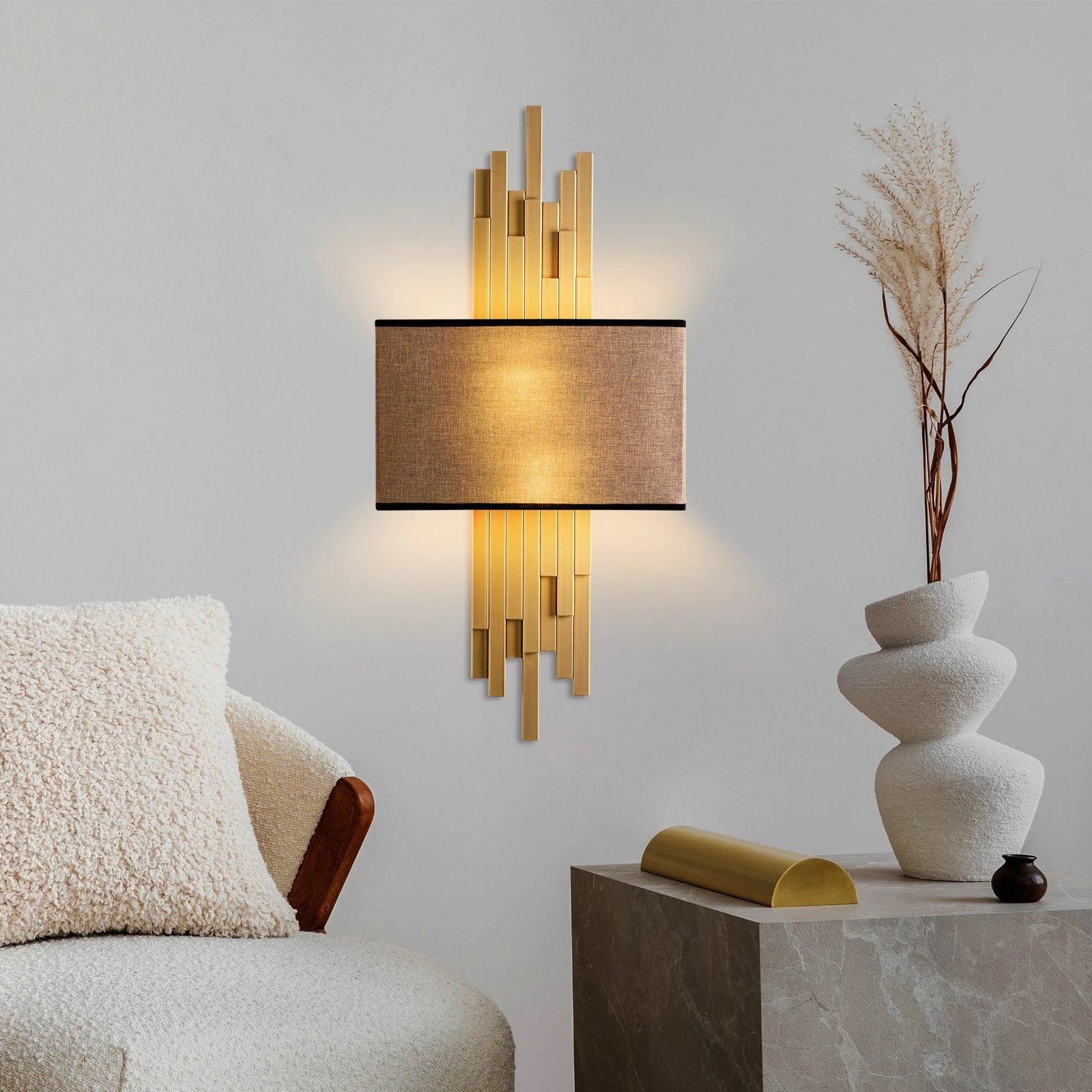 Llambë muri Opviq, Axıs - 15112, metal dhe pëlhurë, ngjyrë ari dhe kafe e çelët