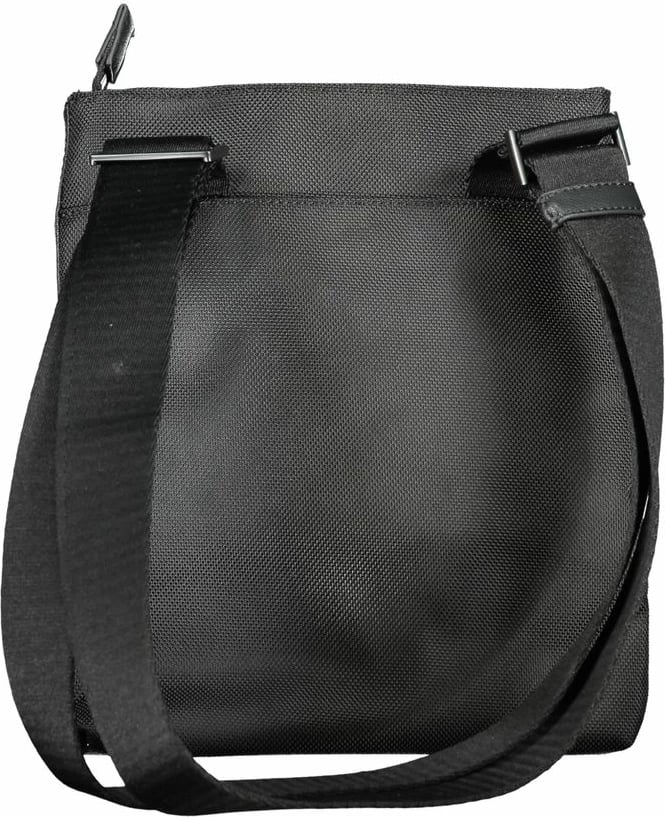 Çanta e shpatullave Calvin Klein, e zezë