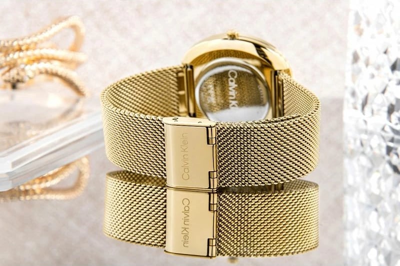 Orë dore femra Calvin Klein, ari