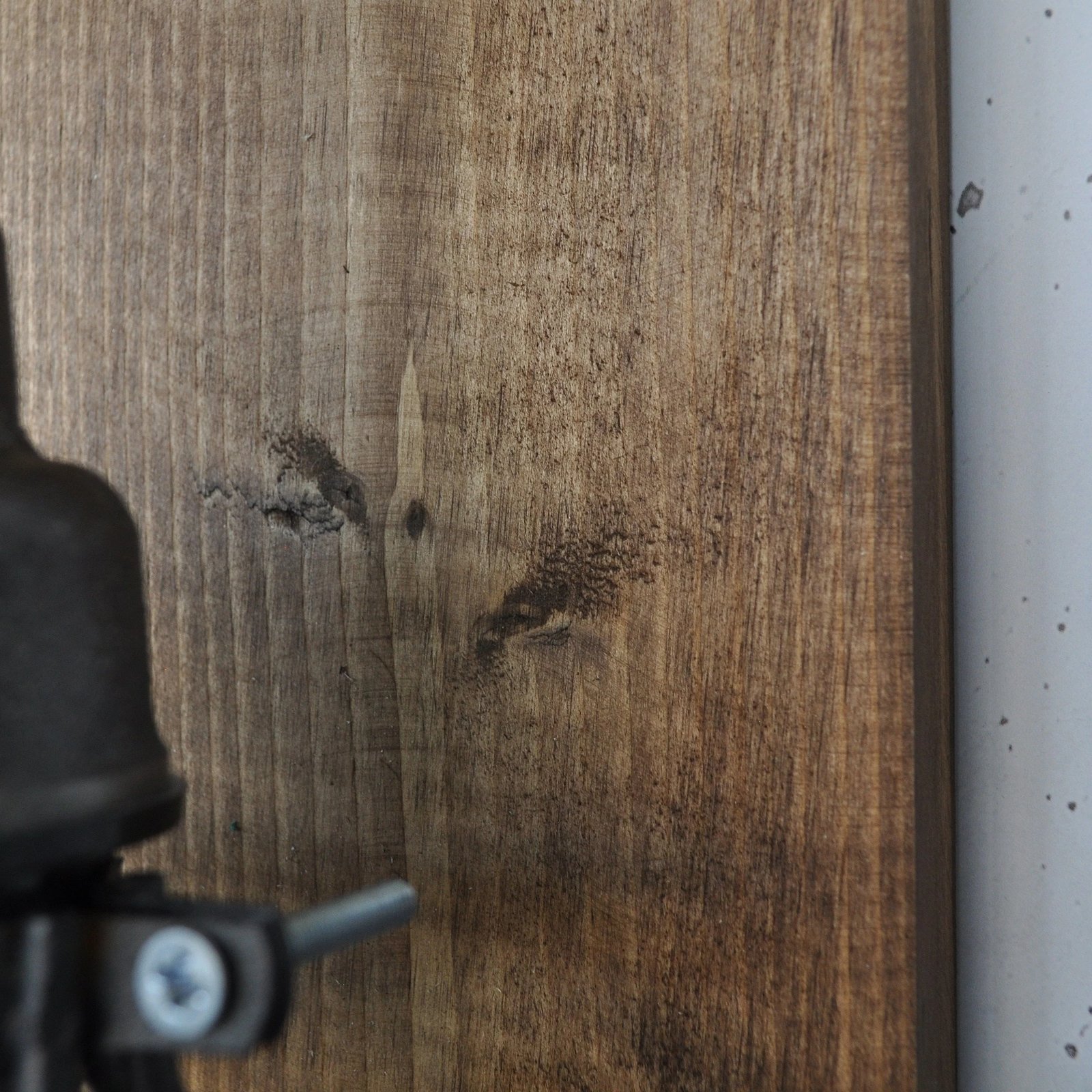 Llambë muri Opviq, dru i fortë, e zezë, PP167