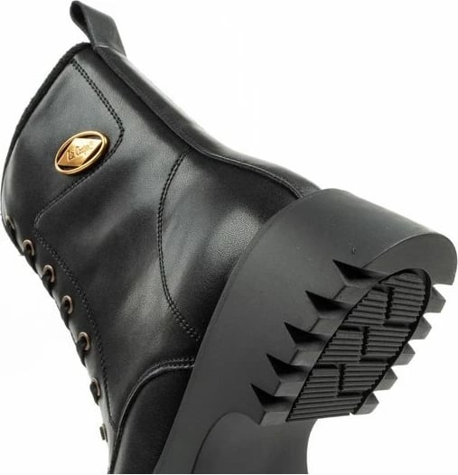 Çizme Lee Cooper për femra, të lëkurës