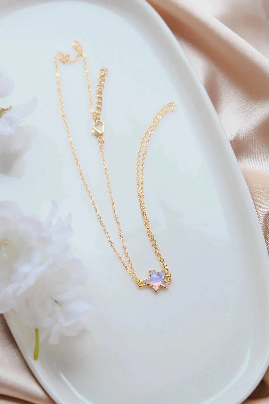 Byzylyk Jumeon, ngjyrë ari, gur zirkoni