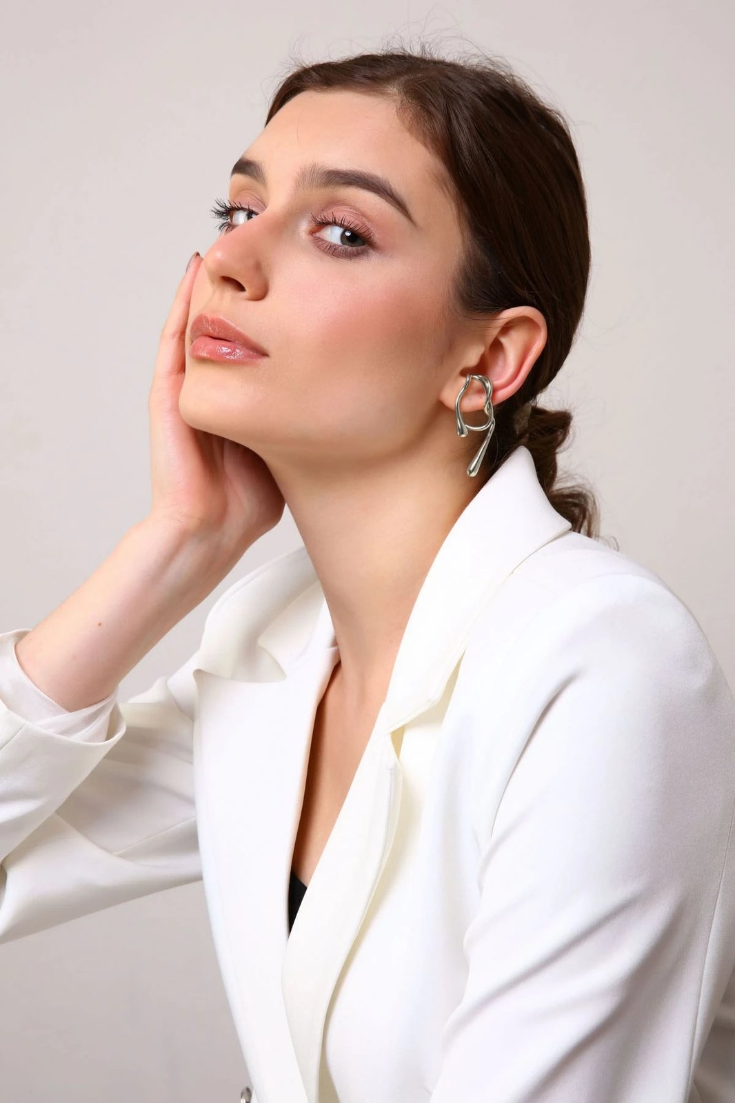 Vathë argjendi Jumeon, Akis-Cuff-02