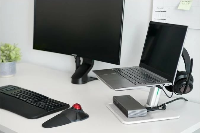 Kufje Kensington H2000 USB-C, me kabllo, për zyrë/qendër thirrjesh, të zeza