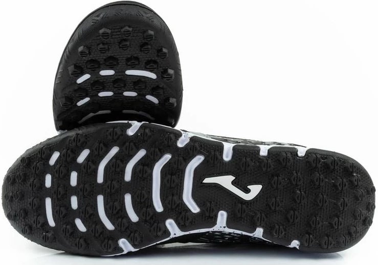 Atlete futbolli Joma për meshkuj, të zeza