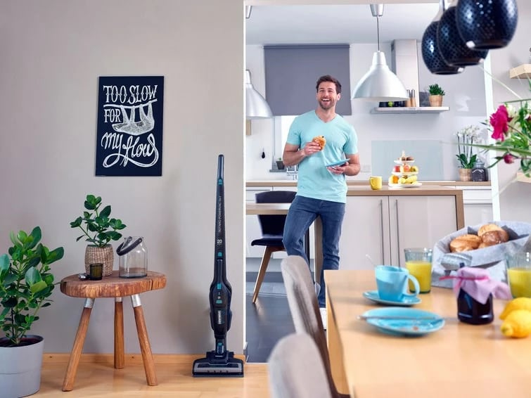 Fshesë me bateri Leifheit Rotaro PowerVac 2in1, 20V, pa qese, e zezë/blu Fshesë me bateri Leifheit Rotaro PowerVac 2in1, 20V, pa qese, e zezë/blu