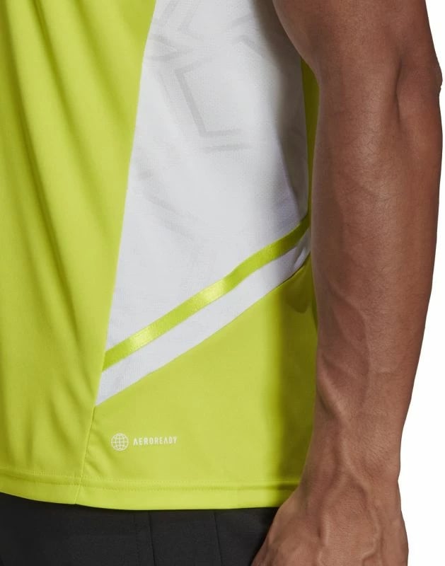 Maicë adidas për meshkuj