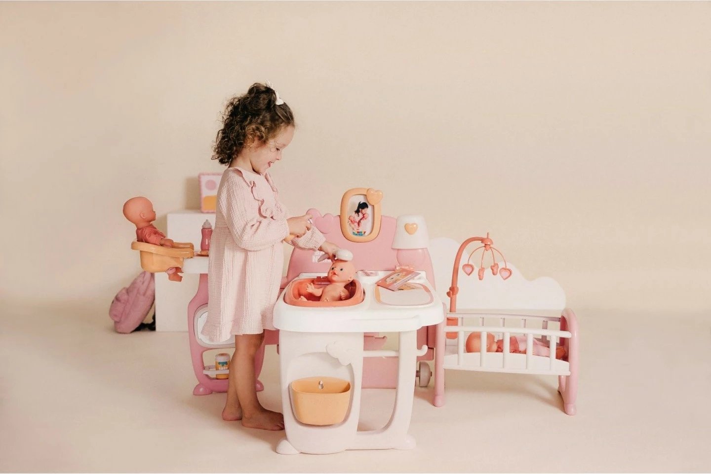 Kënd loje Baby Nurse Smoby 7600220394, me 19 aksesorë, multikolor