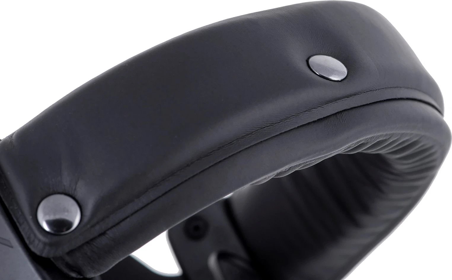 Kufje Beyerdynamic DT 770 Pro Black Limited Edition, të mbyllura, të zeza