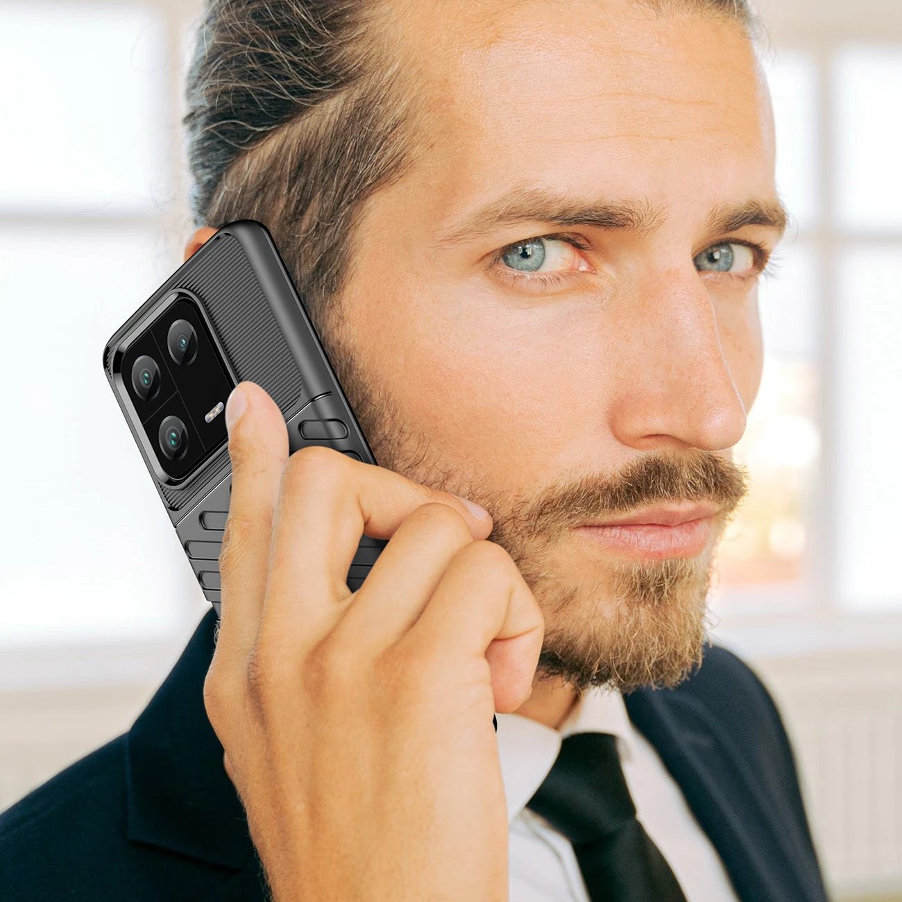 Mbështjellës Hurtel Thunder Case për Xiaomi 13 Pro, TPU, zi