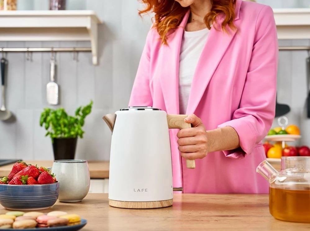 Ibrik elektrik Lafe Scandi Pro, 1.7L, Bardhë/Dru