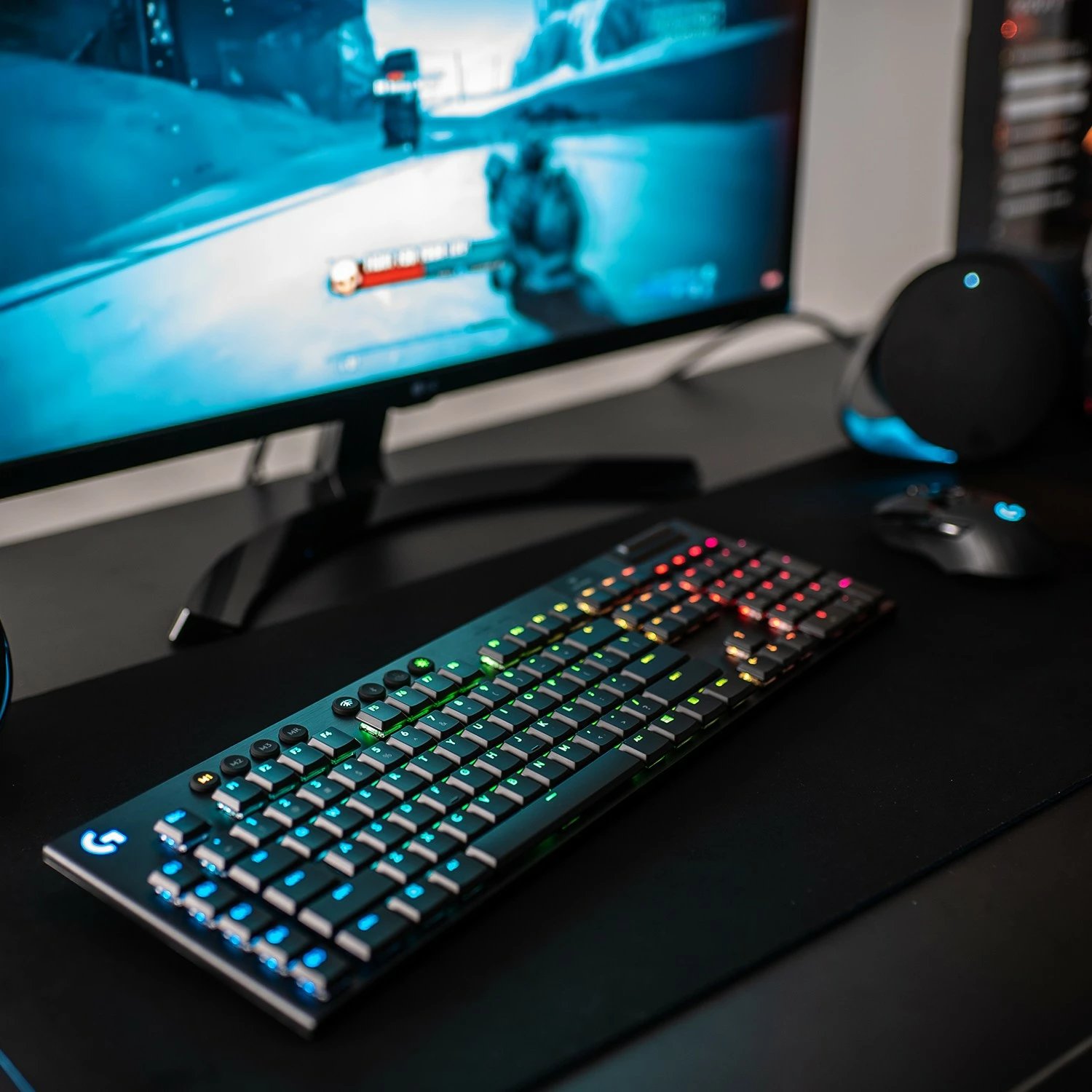 Tastierë Logitech G915 LIGHTSPEED, GL Tactile, Wireless, RGB LED, Karbon