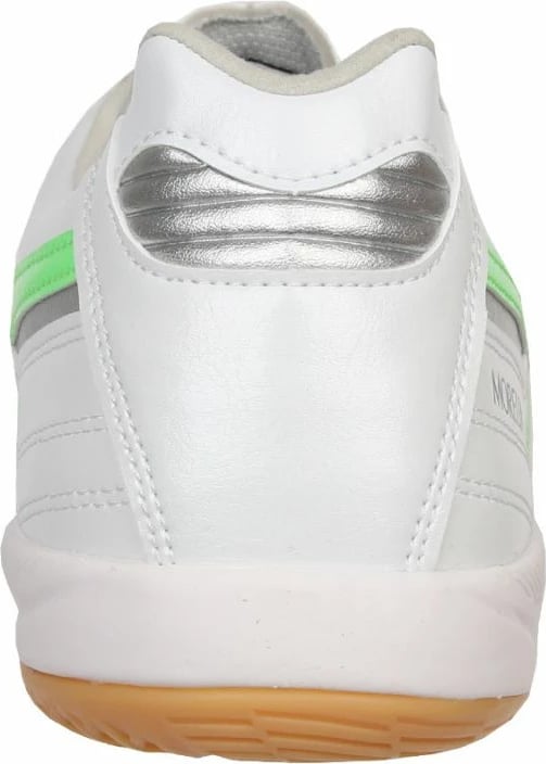 Atlete futbolli për meshkuj Mizuno, të bardha