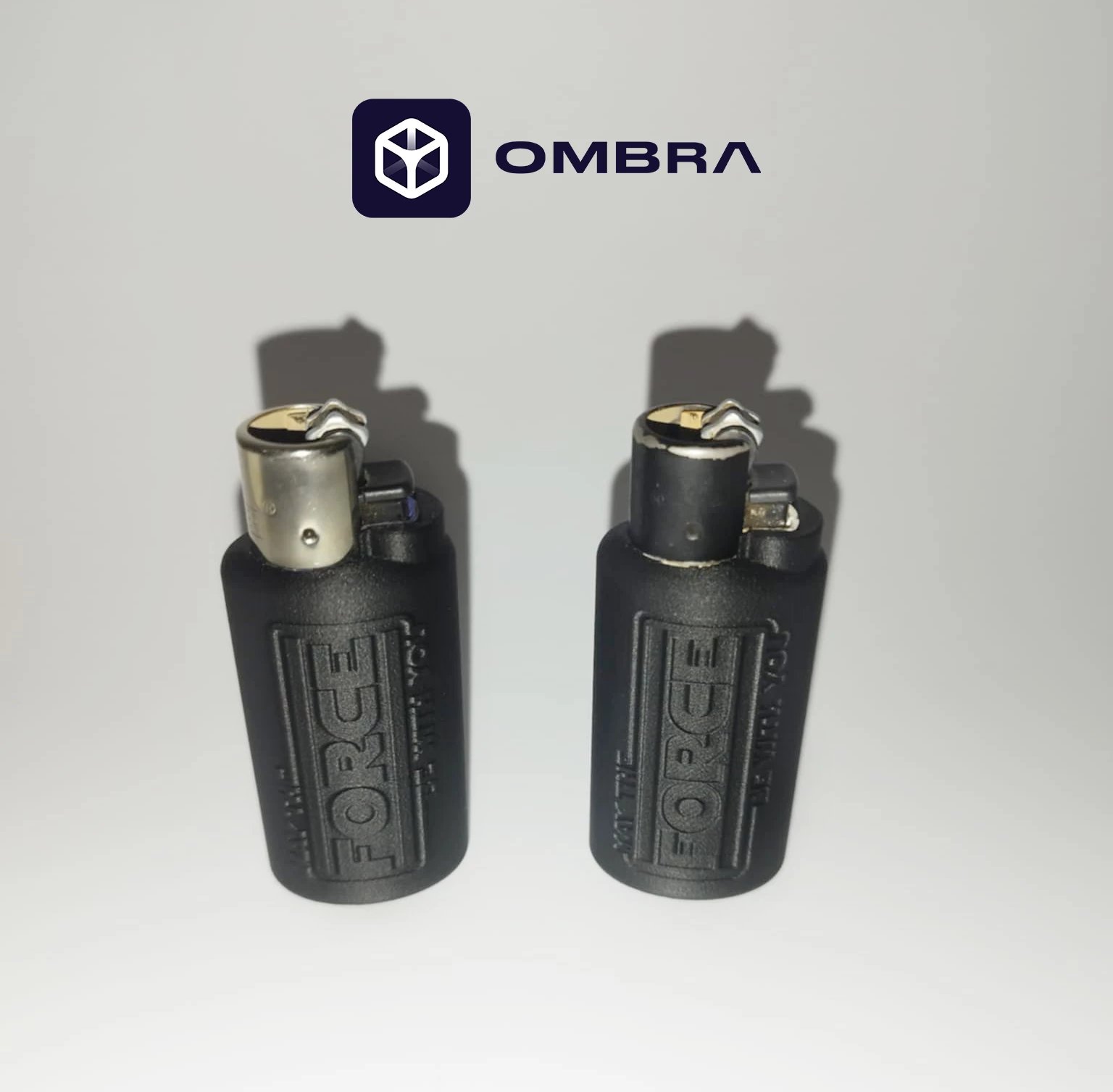 Mbajtëse për çakmak Clipper, dizajni "May Force", e zezë