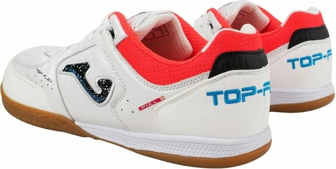 Atlete futbolli për meshkuj Joma, të bardha