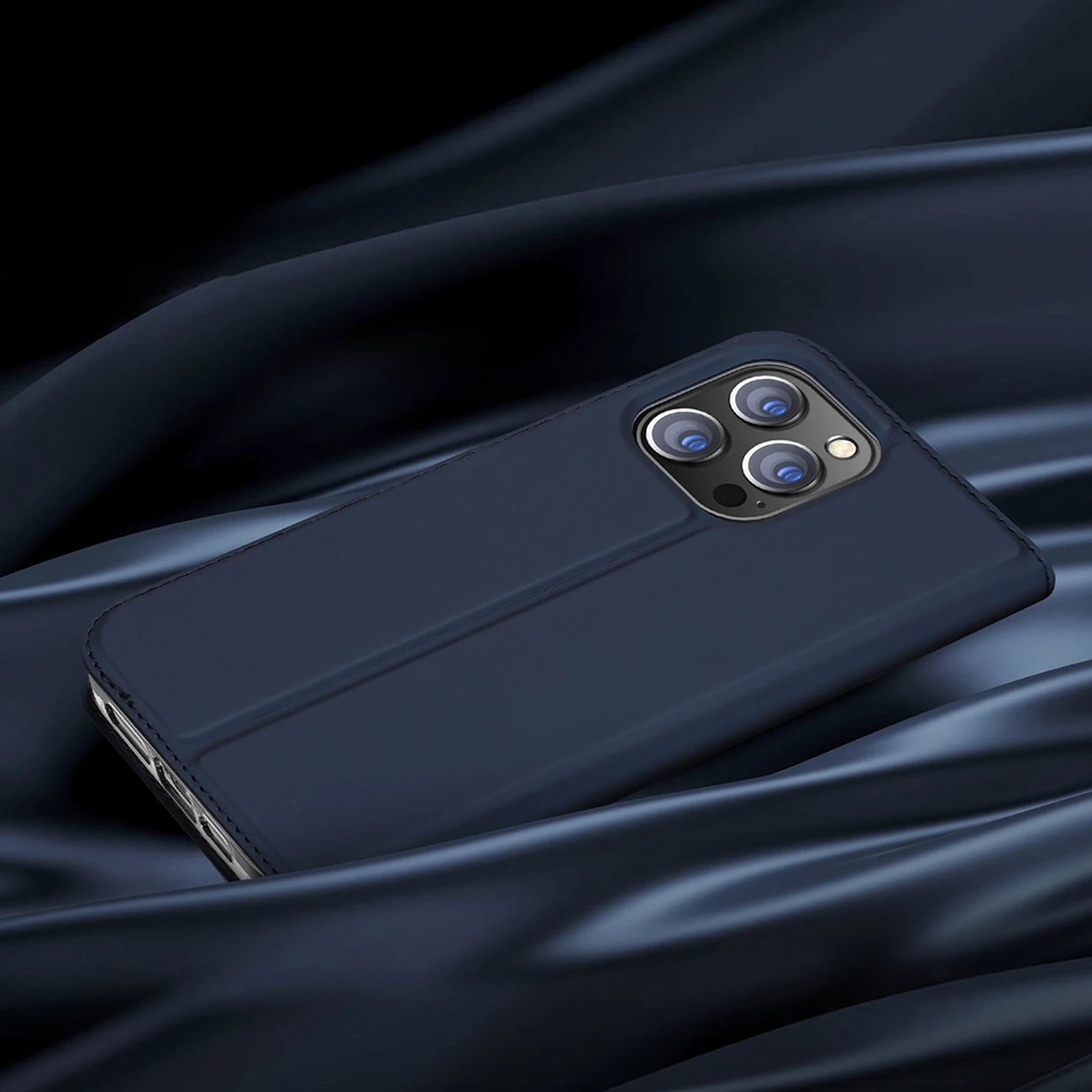 Mbështjellës Dux Ducis Skin Pro për iPhone 14 Pro Max, me kapak, i zi Mbështjellës Dux Ducis Skin Pro për iPhone 14 Pro Max, me kapak, i zi