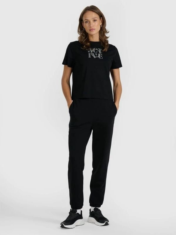 Pantallona sportive për femra 4F