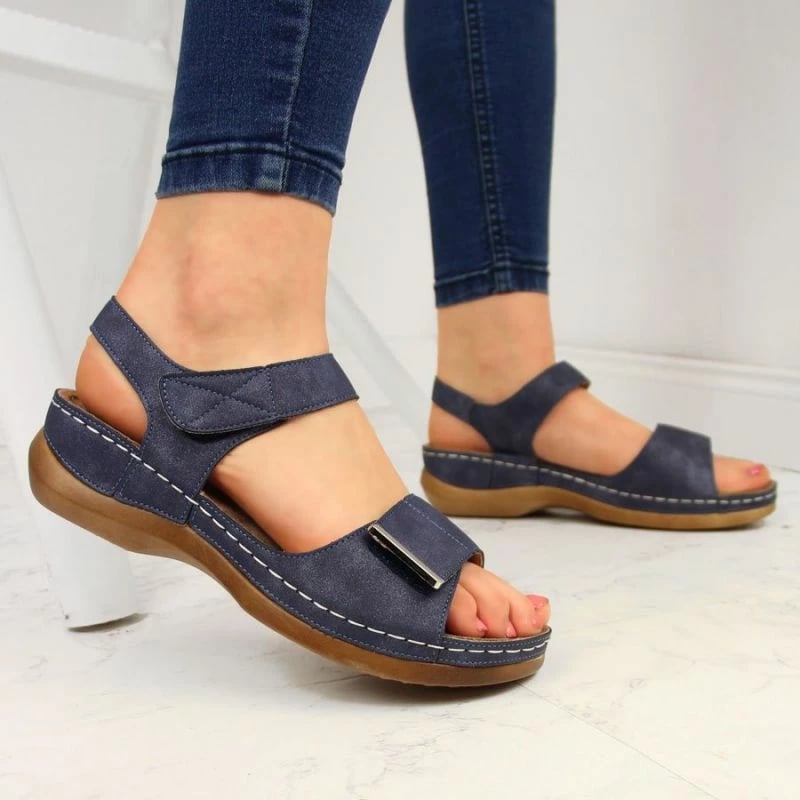 Sandale me Velcro për femra eVento, blu marine