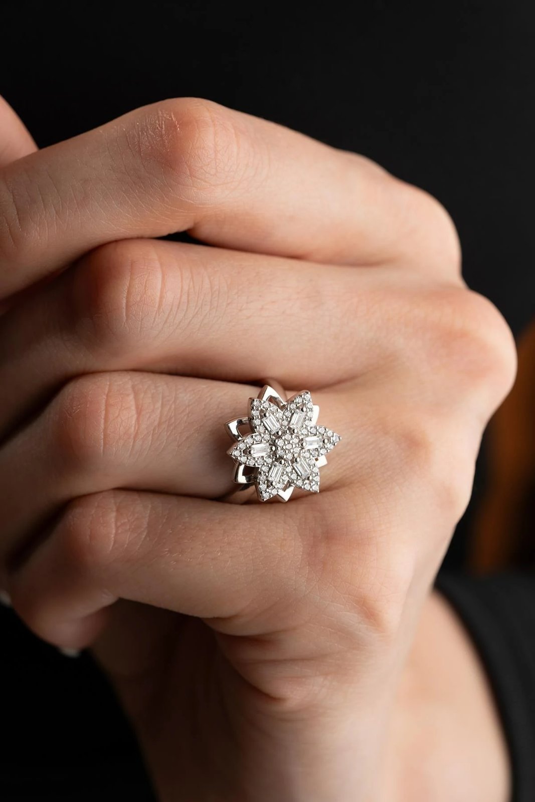 Unazë argjendi, Jumeon, NRZ999257