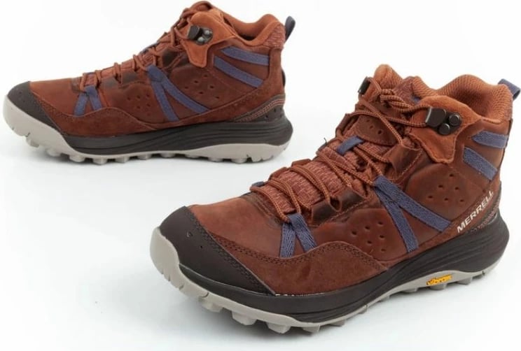 Atlete femra Merrell, kafe